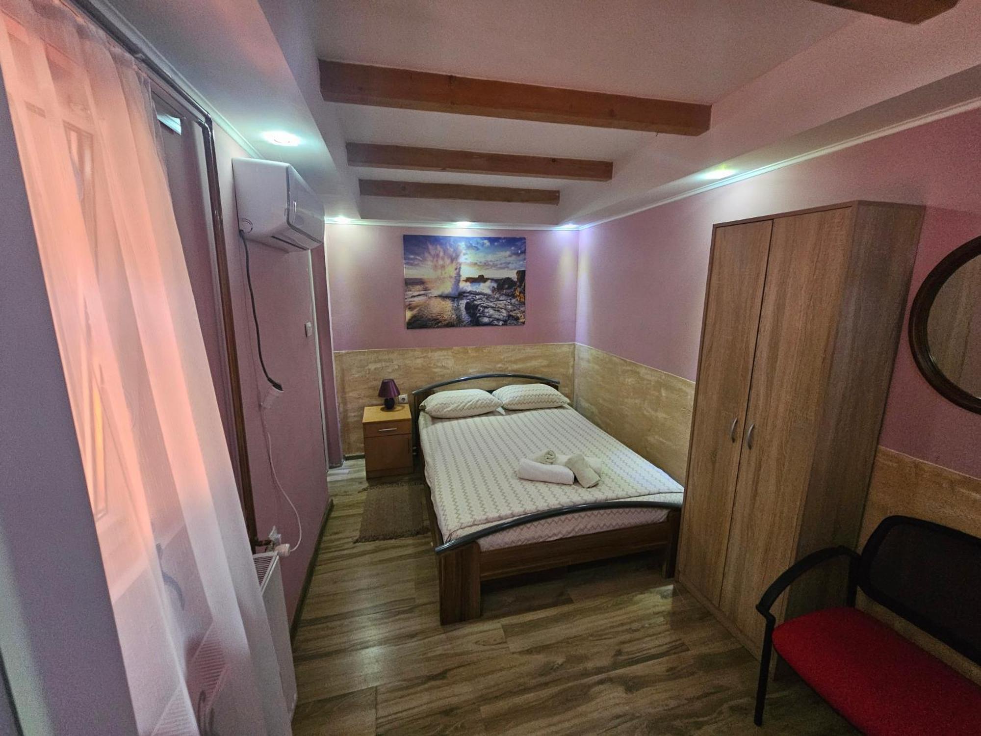 Prenociste Rooms Simke Subotica Eksteriør bilde