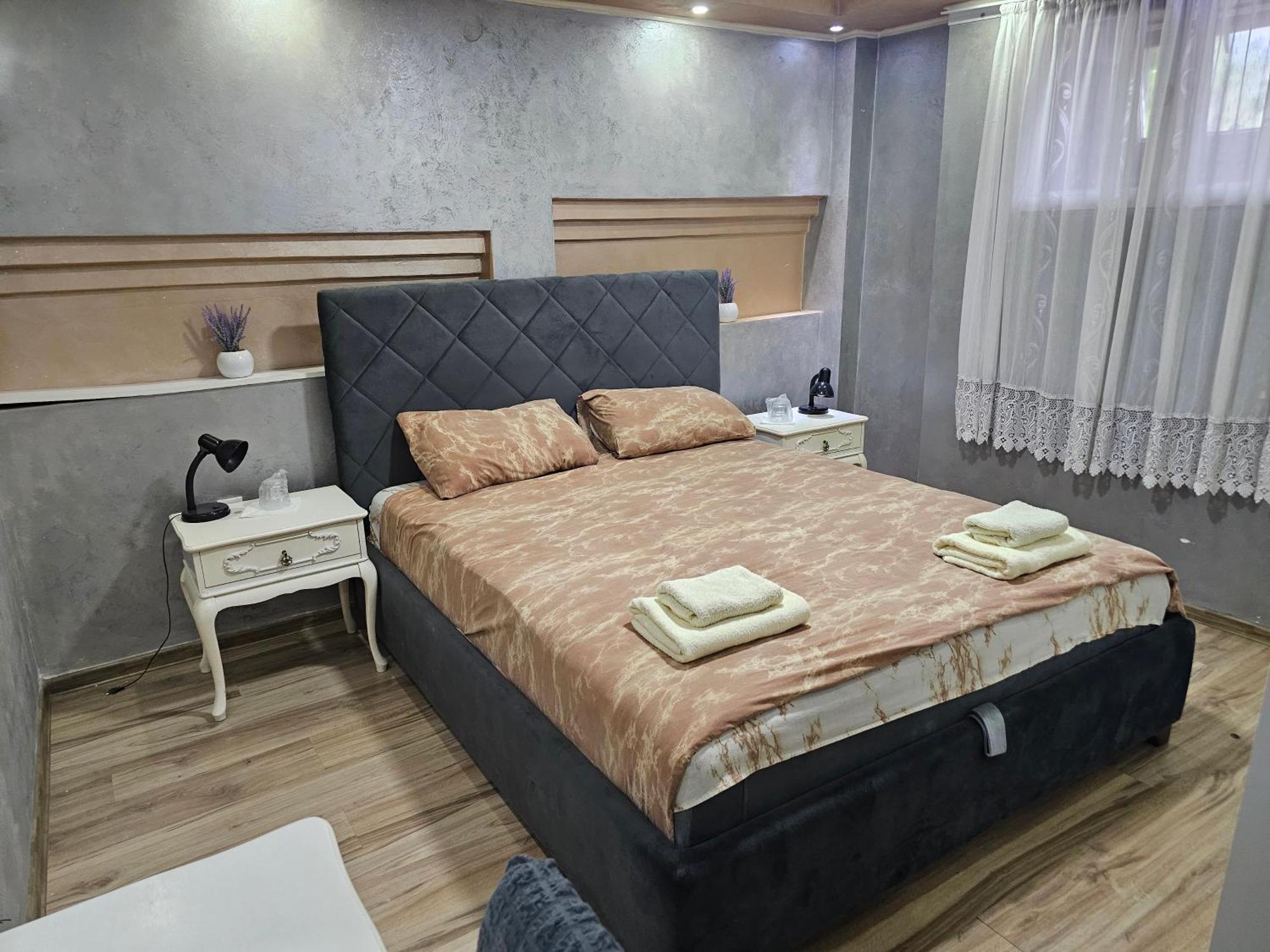 Prenociste Rooms Simke Subotica Eksteriør bilde